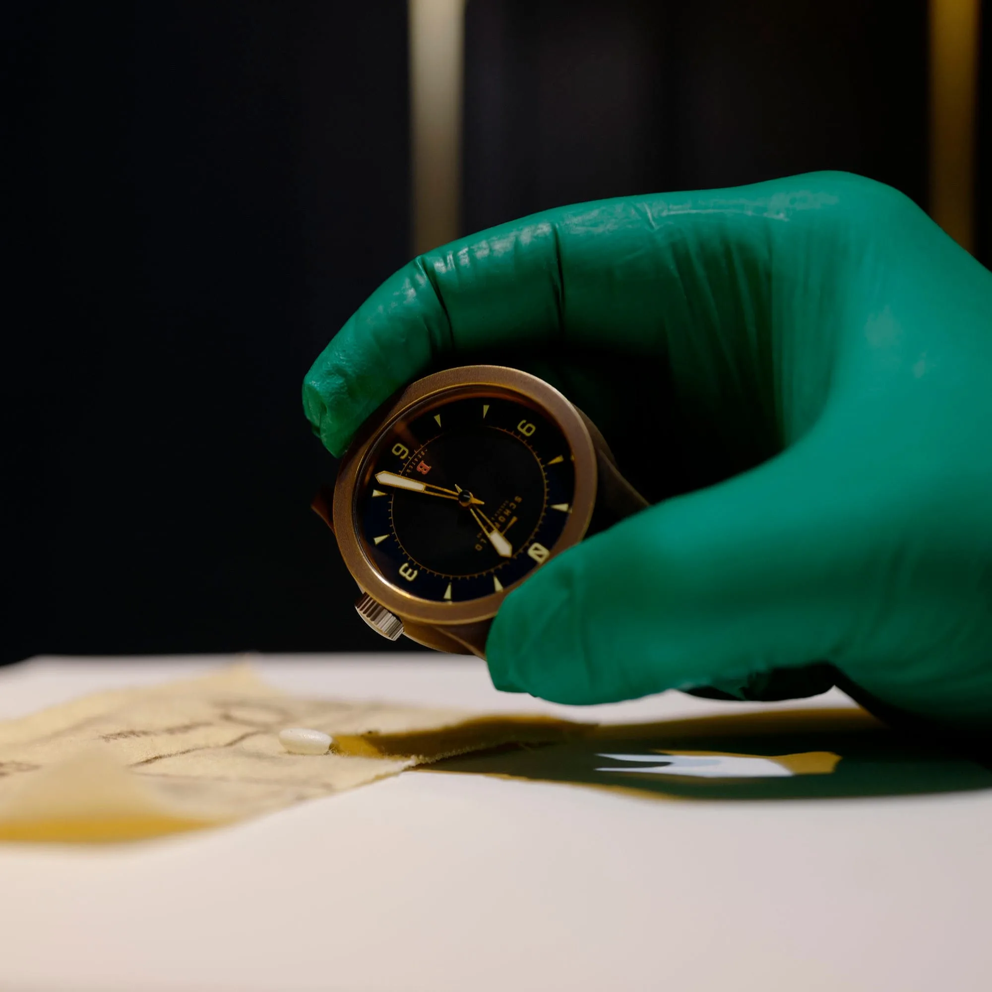 Cleaning a crown