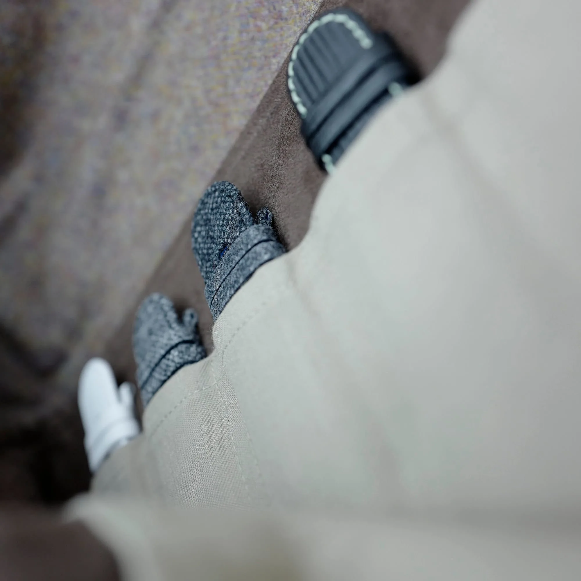 straps