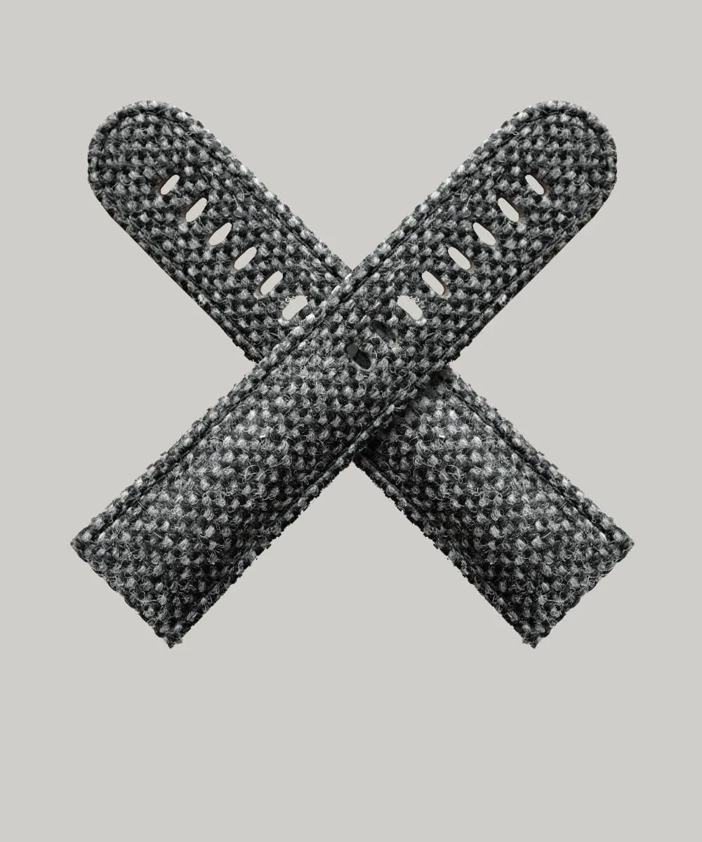 Hi Tech fabric with carbon fibre FIBRE Hi Tech fabric with carbon fibre threads in a cross shape
