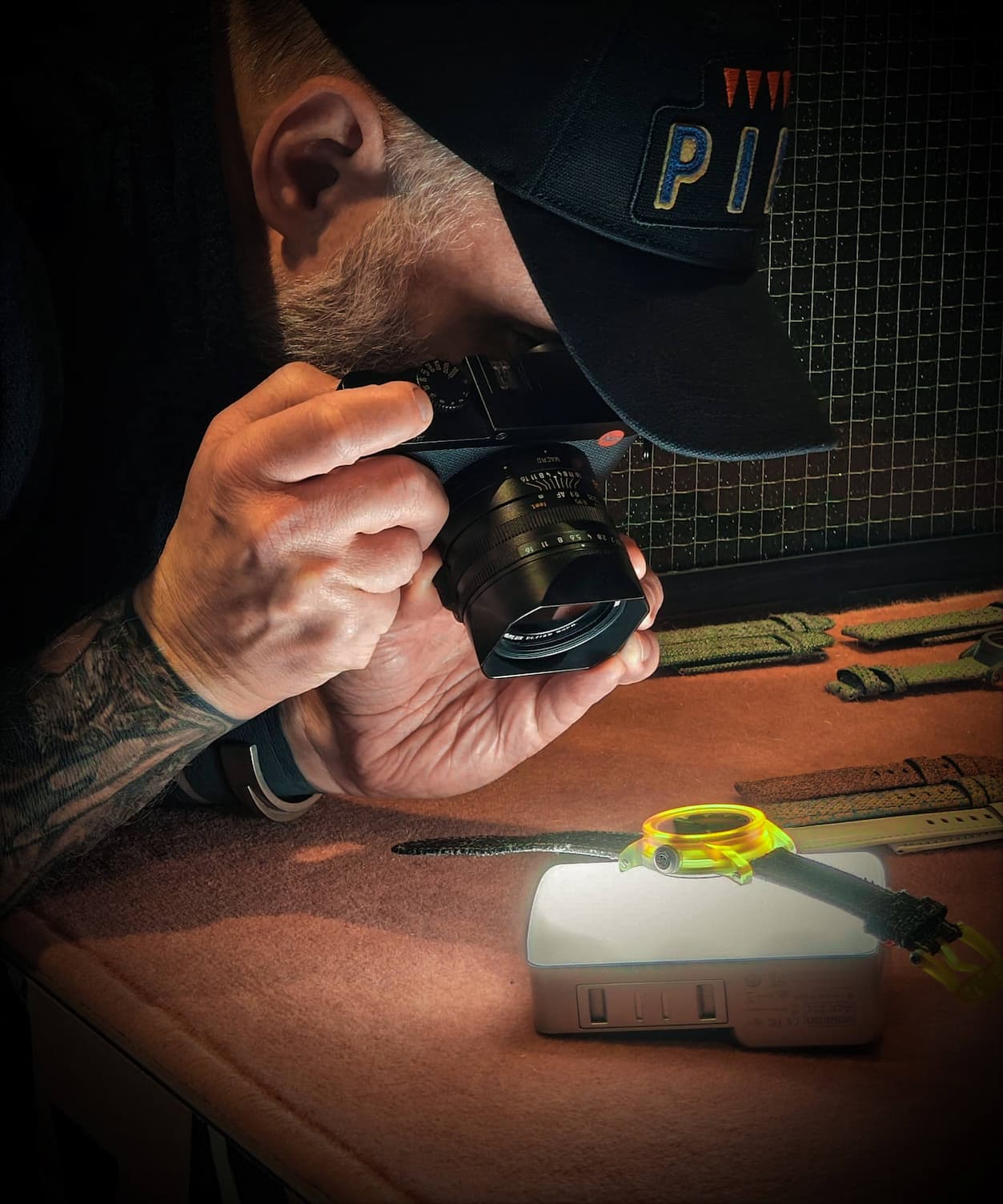 Charles Ellis photographing a Skeptiko 